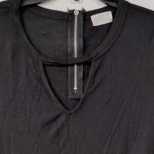 Glitz Black Short Sleeve Top